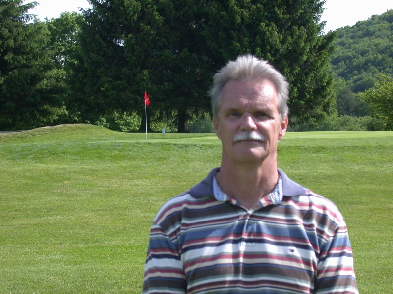 Jim Lowes